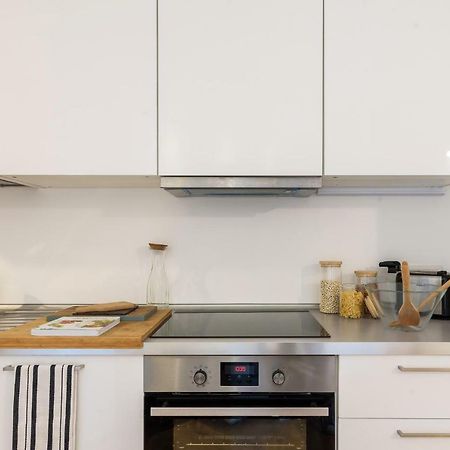 Joivy Homey 1-Bed With View Near Citylife Milano Esterno foto