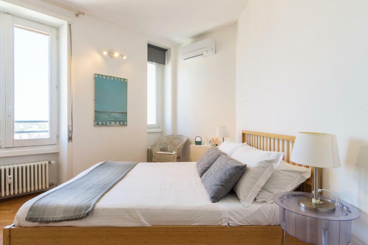Joivy Homey 1-Bed With View Near Citylife Milano Esterno foto